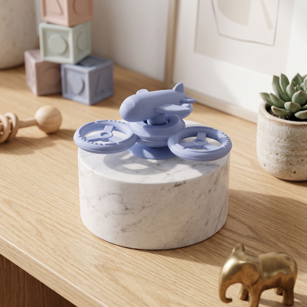 SuctionFly - Spinning Aeroplane Suction Toy