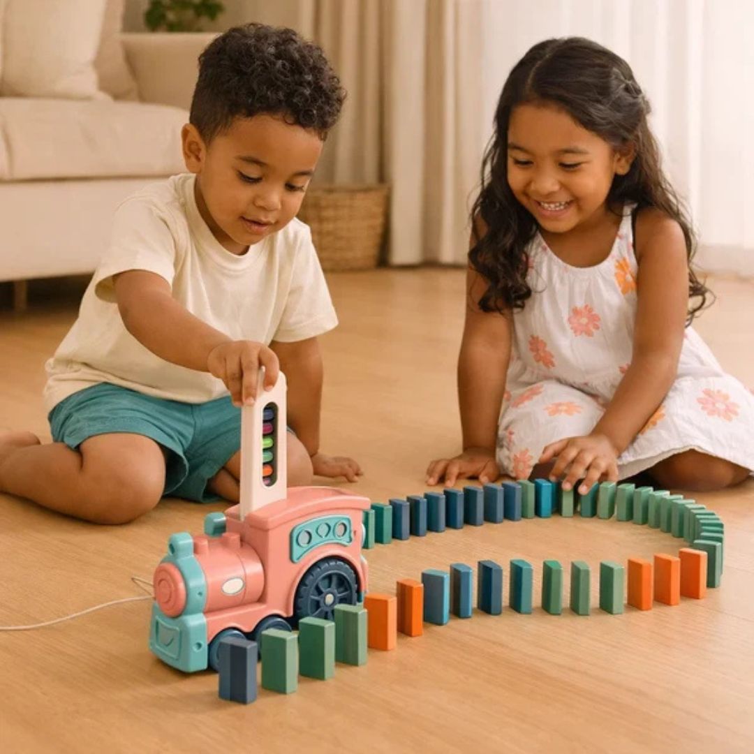 DominoExpress - Self-Laying Domino Train