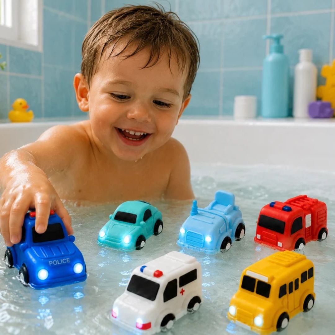 SplashRacers - Water-Activated Light-Up Bath Cars