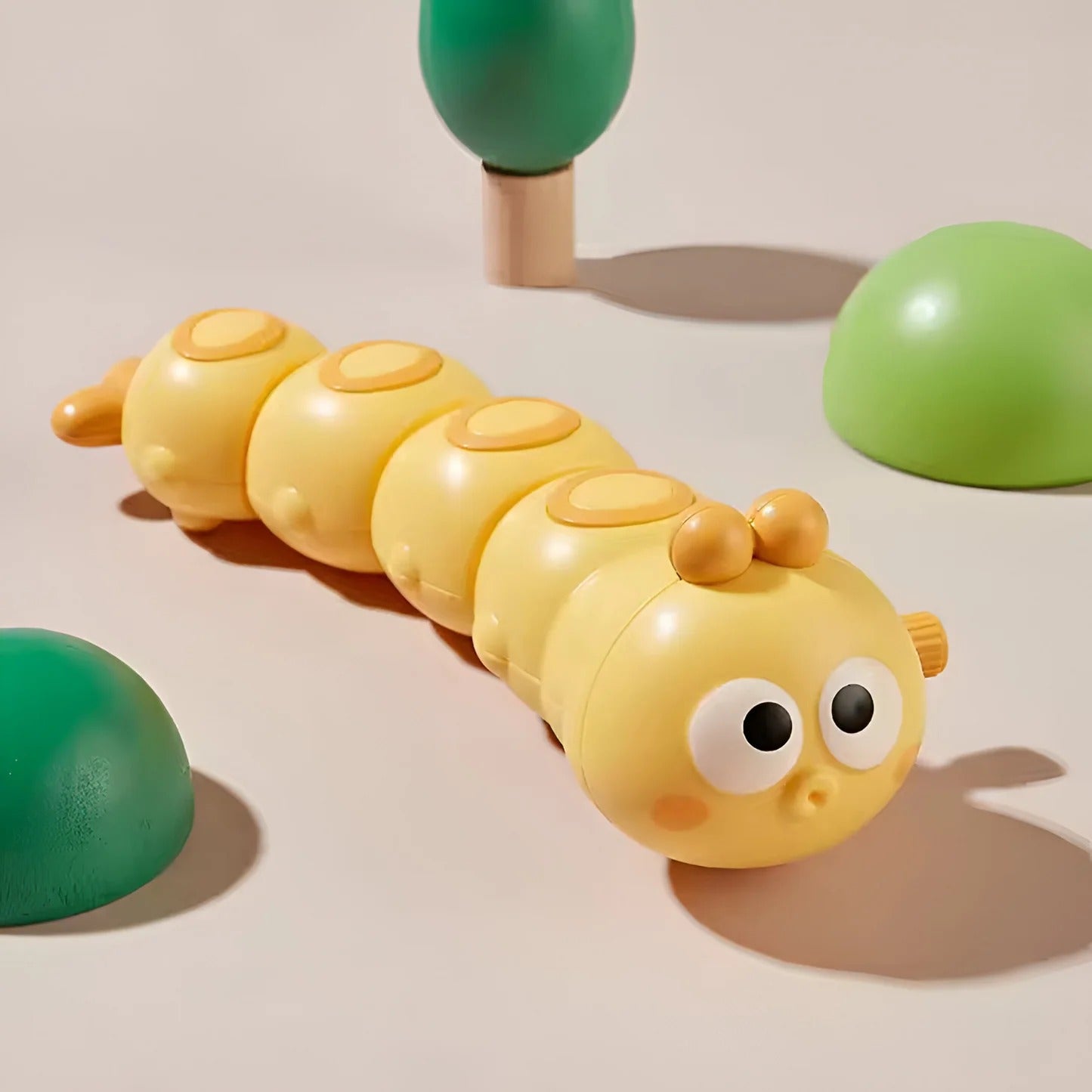 Wiggle Worm – Funny pull-along toy