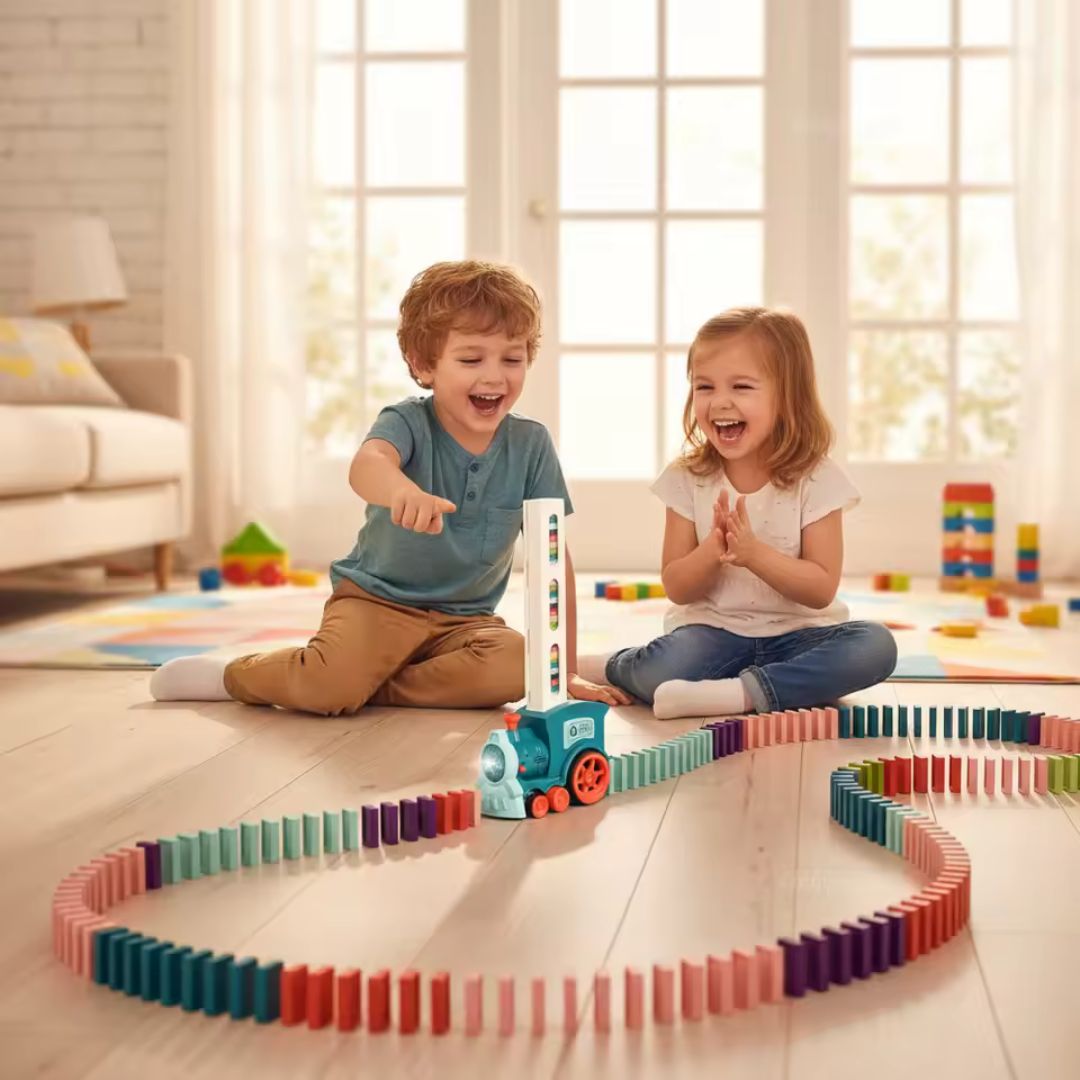 DominoExpress - Self-Laying Domino Train