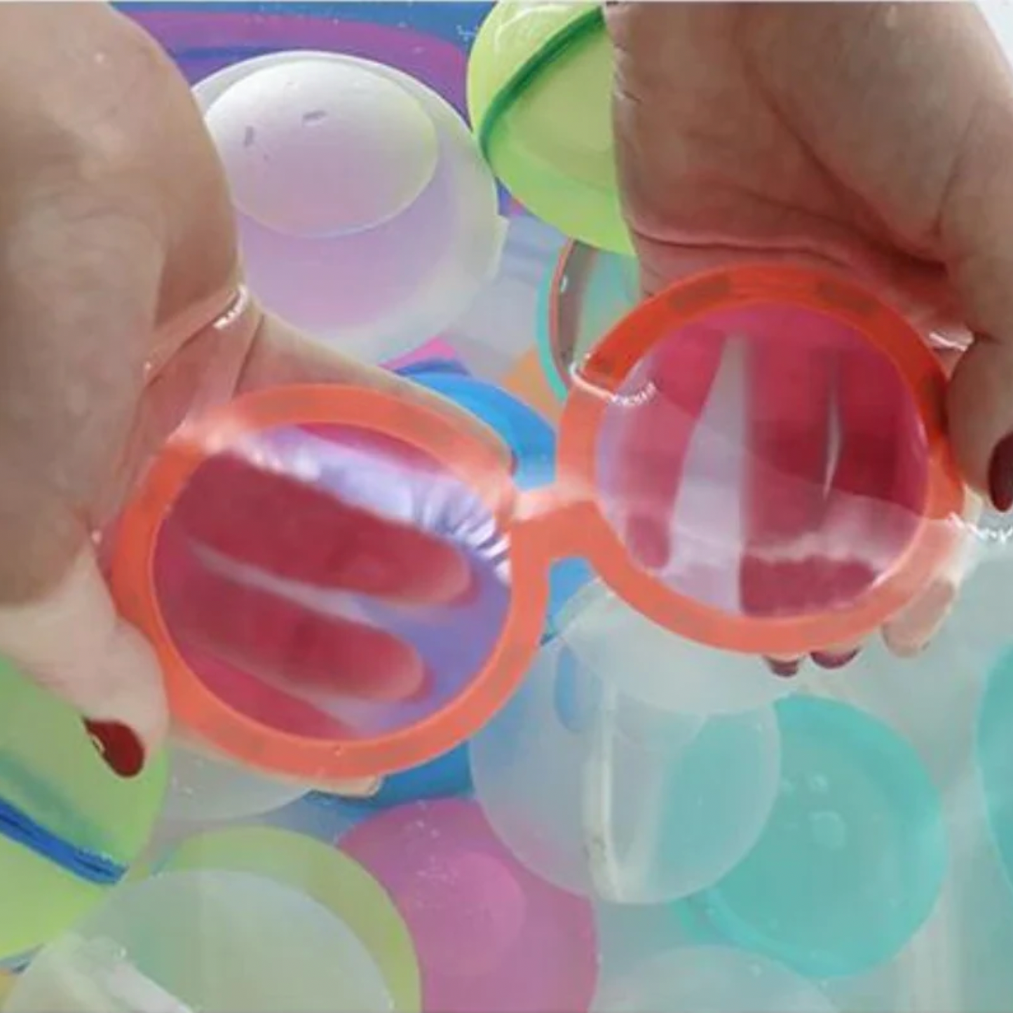 SplashFun - Magnetic Reusable Water Balloons